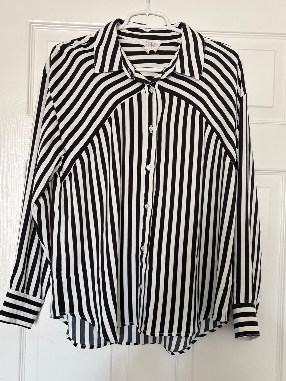 Olive & Oak Black and White Striped Button-Down Shirt